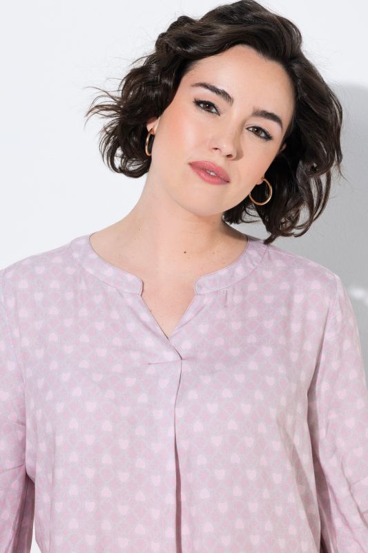 Geometric Heart Print 3/4 Sleeve Blouse