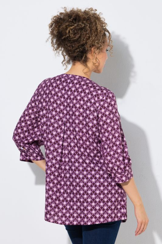 Geometric Heart Print 3/4 Sleeve Blouse