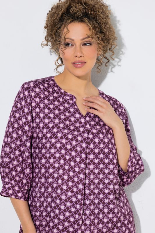 Geometric Heart Print 3/4 Sleeve Blouse