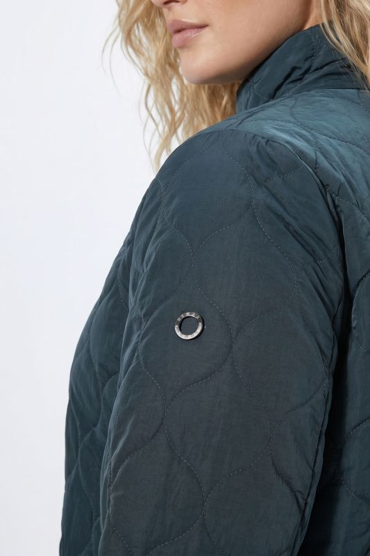 HYPRAR Ogee Quilted Water-Repellent Jacket