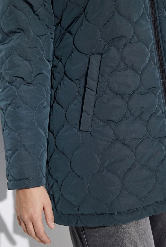 HYPRAR Ogee Quilted Water-Repellent Jacket