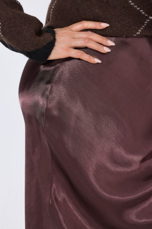 Lace Trimmed Elastic Waist Satin Skirt