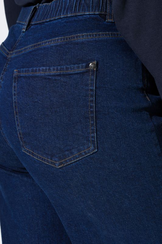 Fixed Hem Stretch Fit Wide Leg Jeans