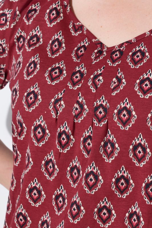 Ikat Medallion PRint 3/4 Sleeve Sweetheart Neckline Tee