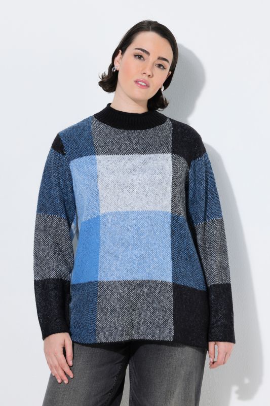 Checkered Long Sleeve Turtleneck Sweater