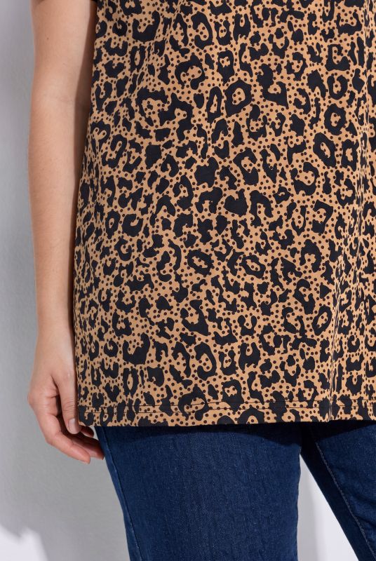 Print V-Neck Short Sleeve Cotton Tee