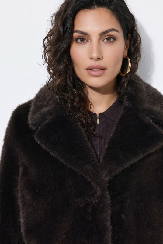 Plush Faux Fur Lapel Collar Coat