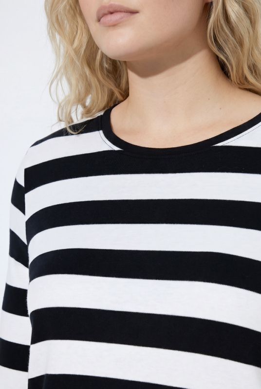 Striped Long Sleeve Crew Neck Tee