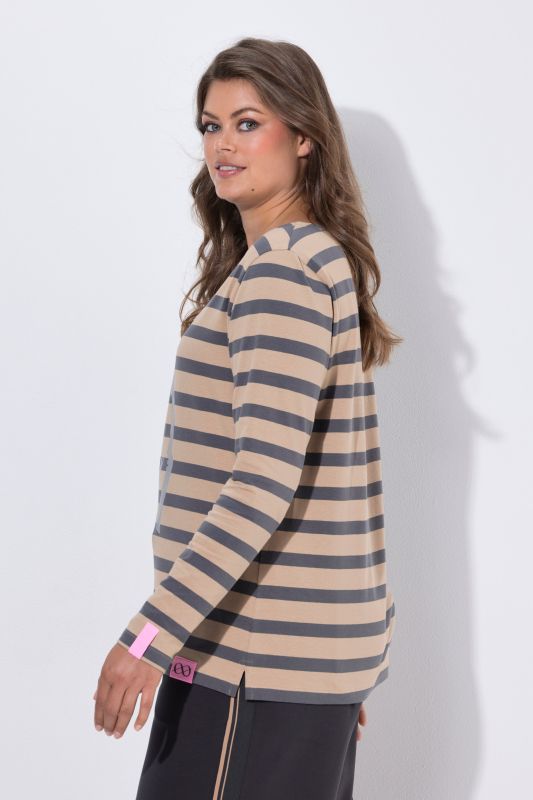 Metallic Polar Bear Long Sleeve Graphic Tee