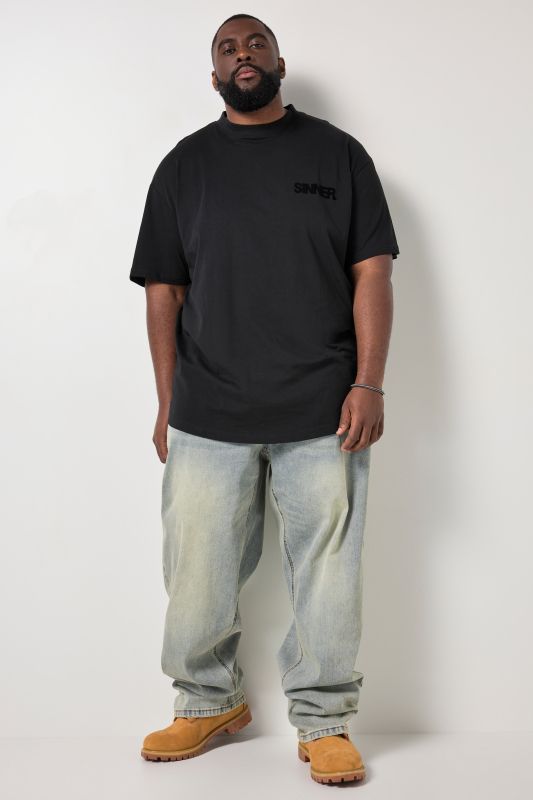STHUGE T-shirt