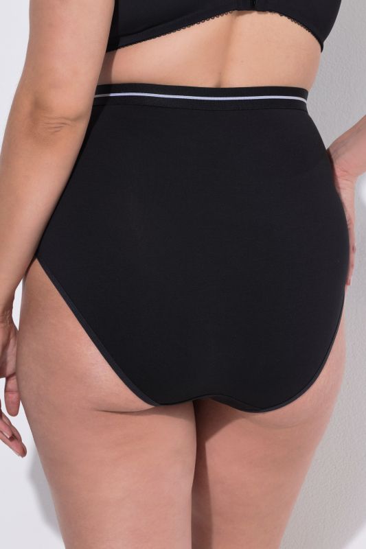 3 Pack of Maxi Briefs