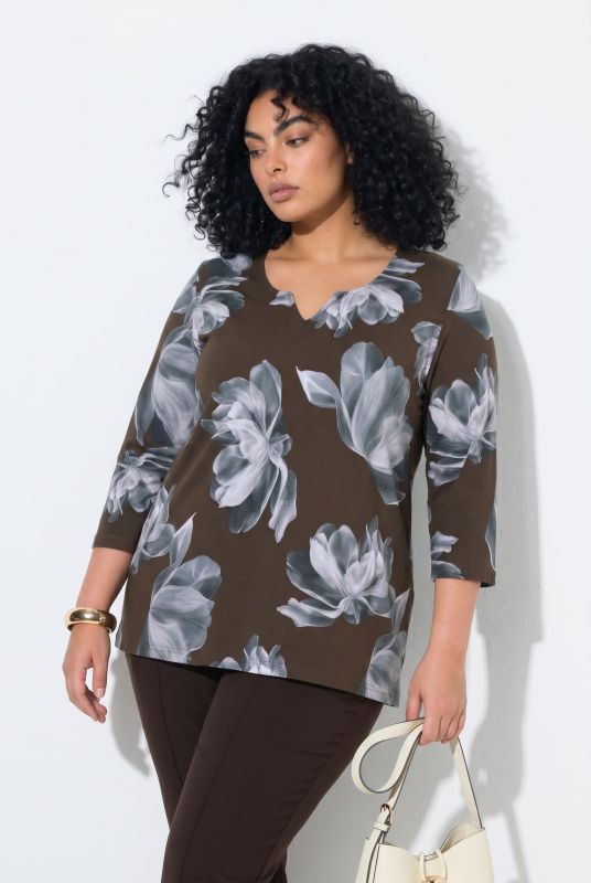 Flower Print 3/4 Sleeve Split Neck Tee