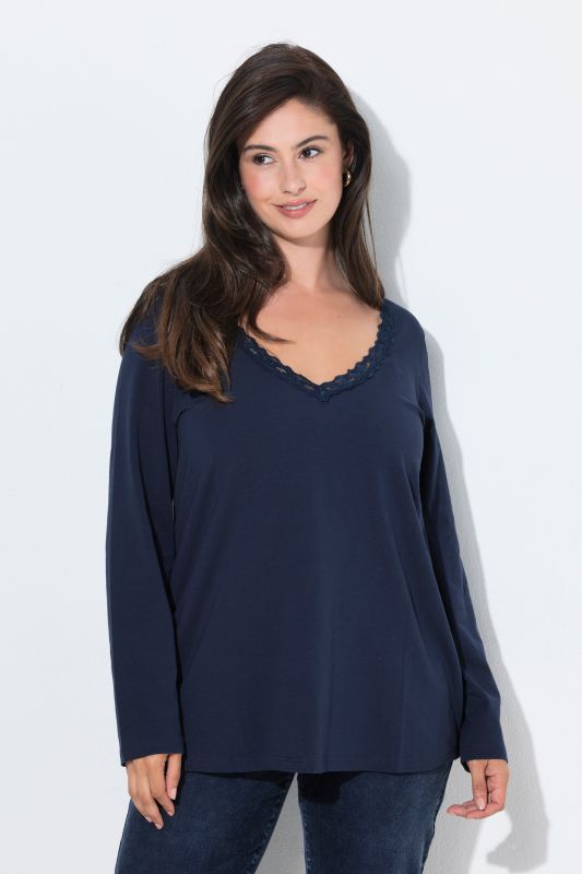 Lace Trim Long Sleeve V-Neck Tee